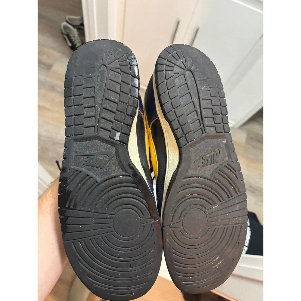 Nike Dunk Low Vintage Michigan Midnight Preowned Men's Size 12